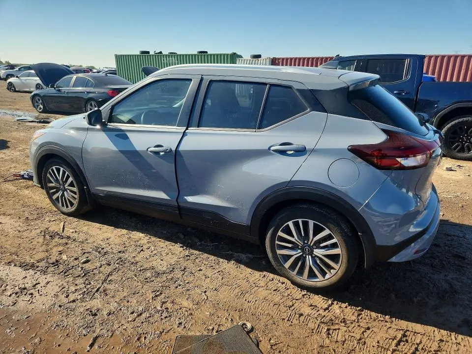 2024 NISSAN KICKS SV  