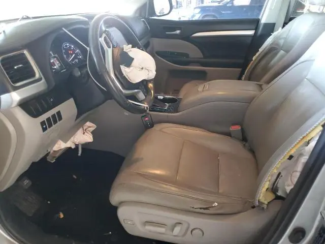 2015 TOYOTA HIGHLANDER XLE  