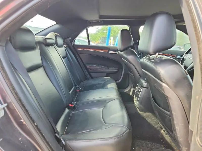 2013 CHRYSLER 300   