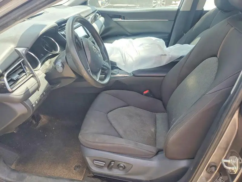 2019 TOYOTA CAMRY LE  