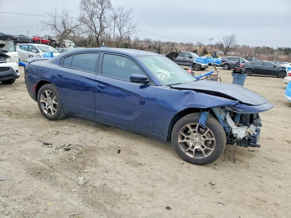 2016 DODGE CHARGER SXT  