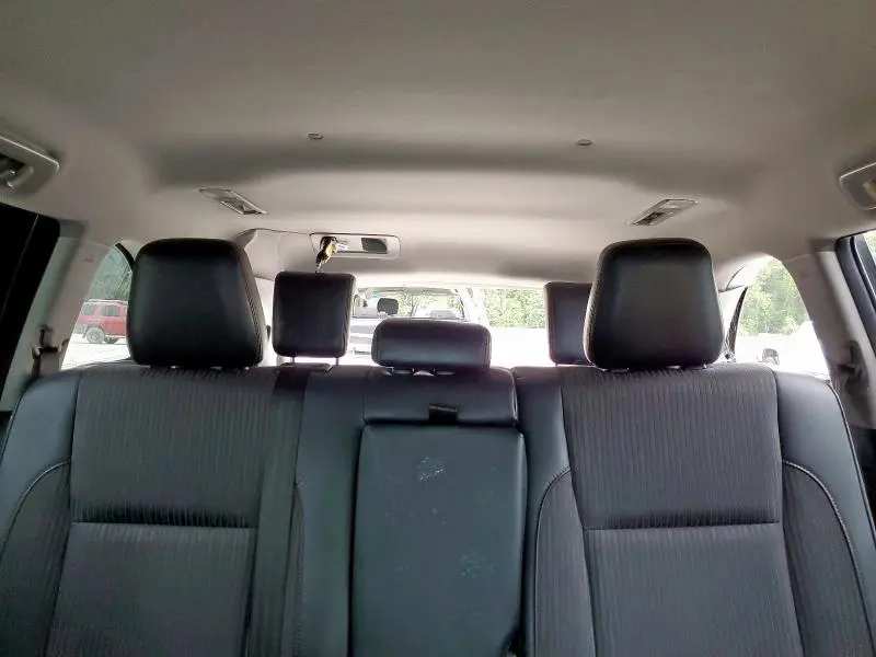 2018 TOYOTA HIGHLANDER LE  