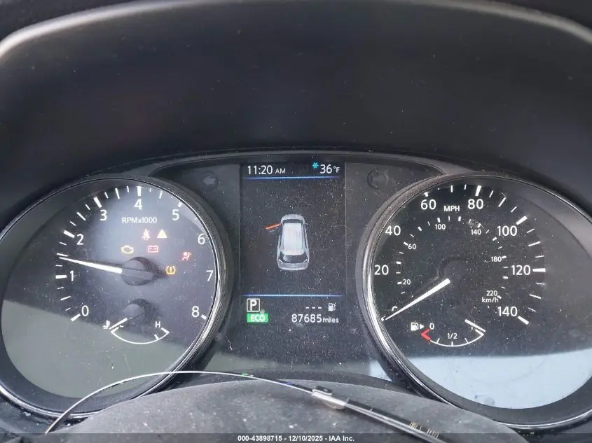 2019 NISSAN ROGUE SV