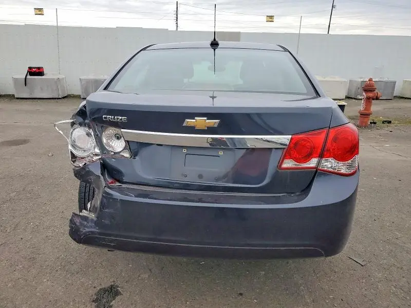 2015 CHEVROLET CRUZE LS  