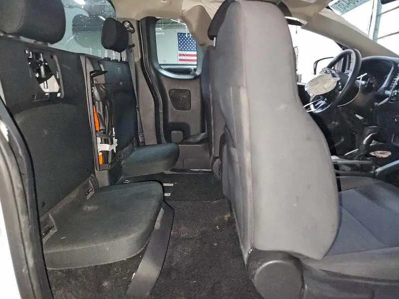 2024 NISSAN FRONTIER S  