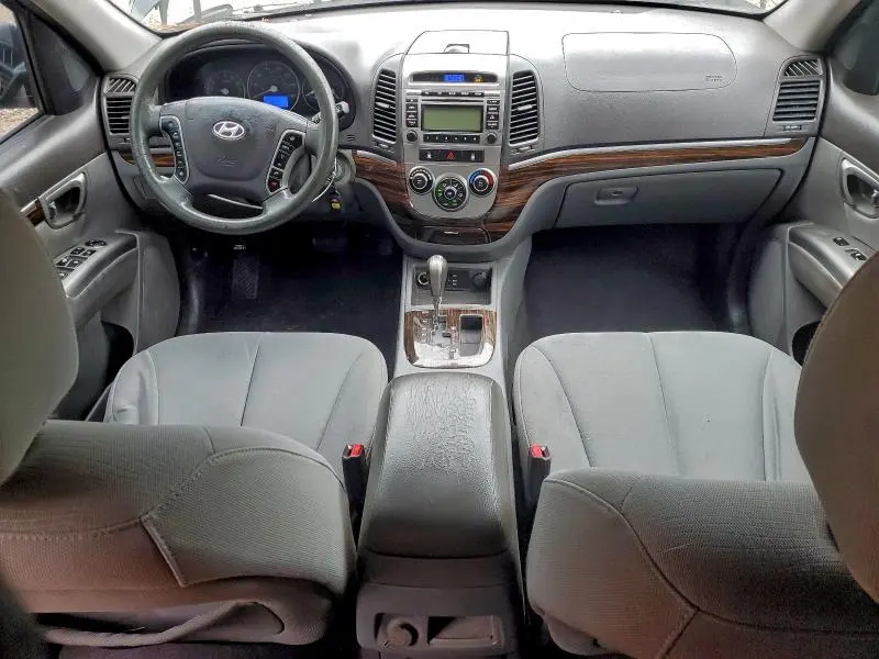 2010 HYUNDAI SANTA FE GLS  