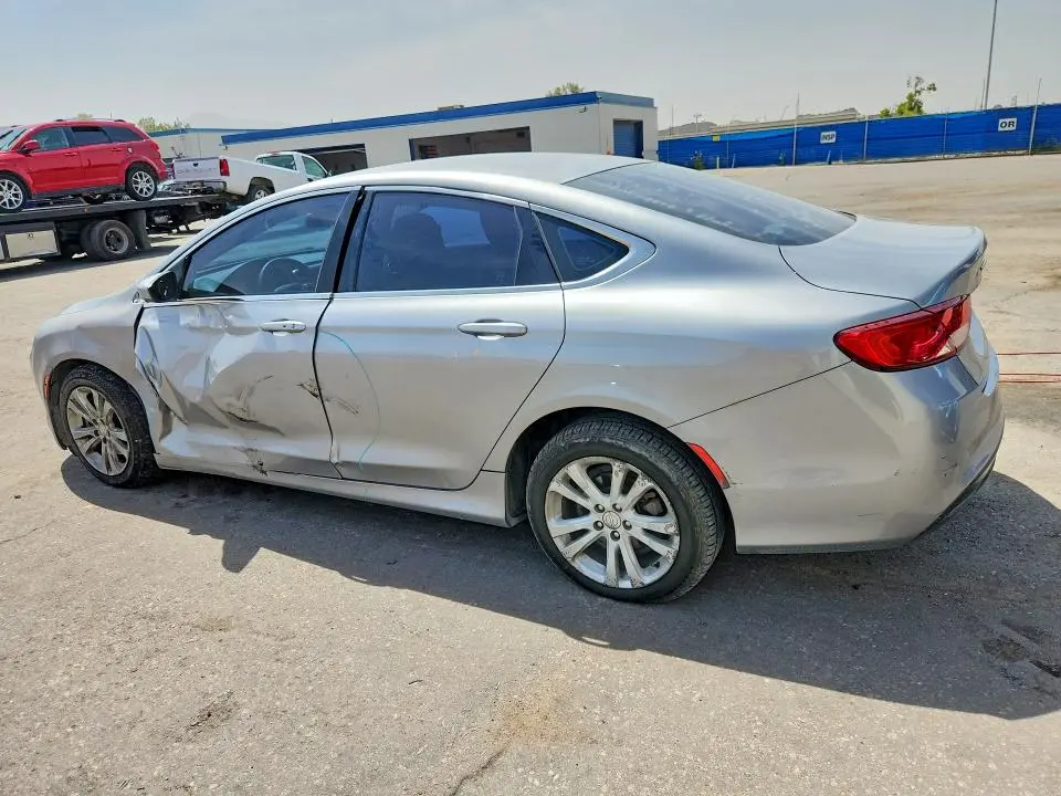 2016 CHRYSLER 200 LX  