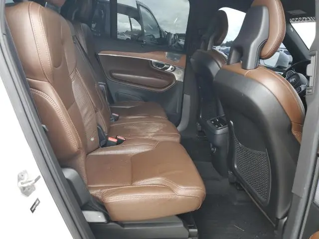 2018 VOLVO XC90 T6  