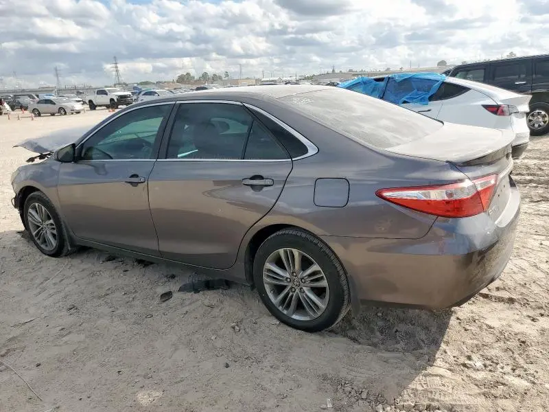 2015 TOYOTA CAMRY LE  