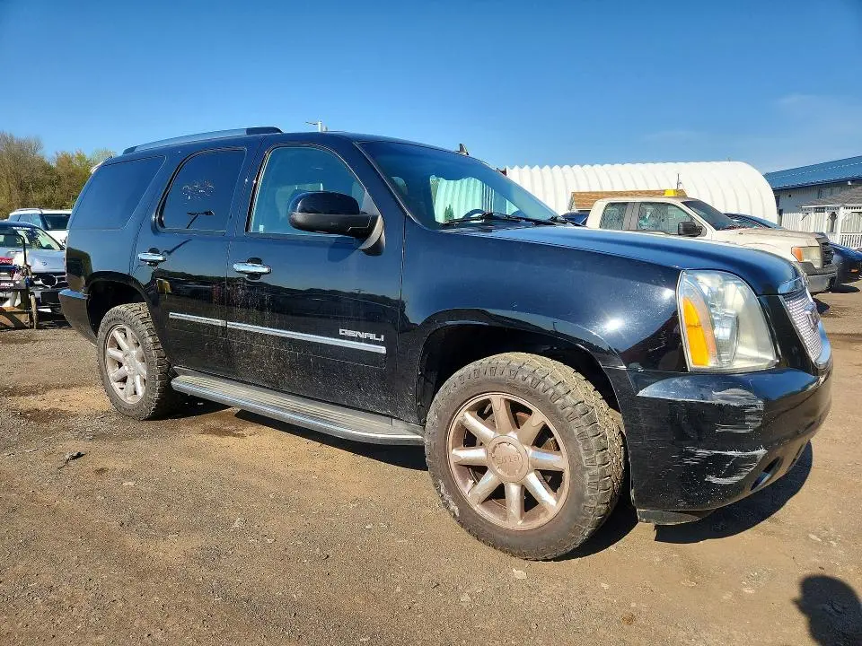 2013 GMC YUKON DENALI  