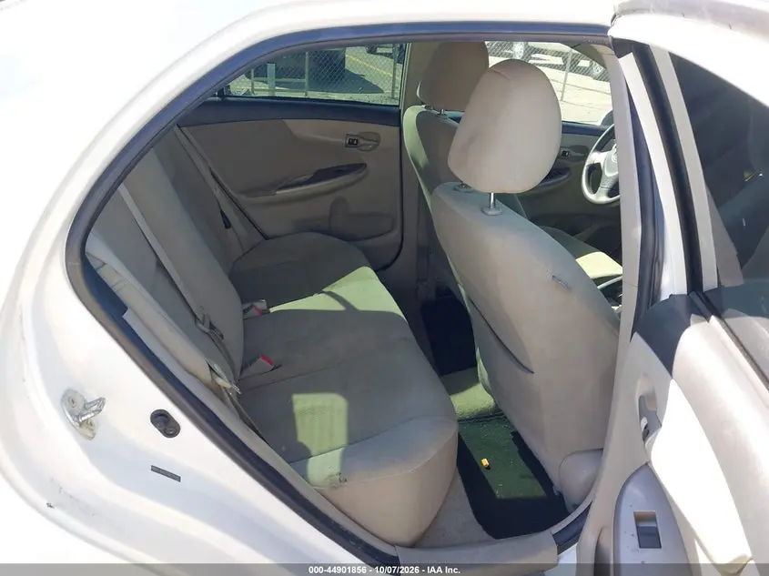 2011 TOYOTA COROLLA LE