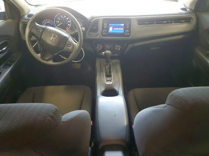 2016 HONDA HR-V LX  