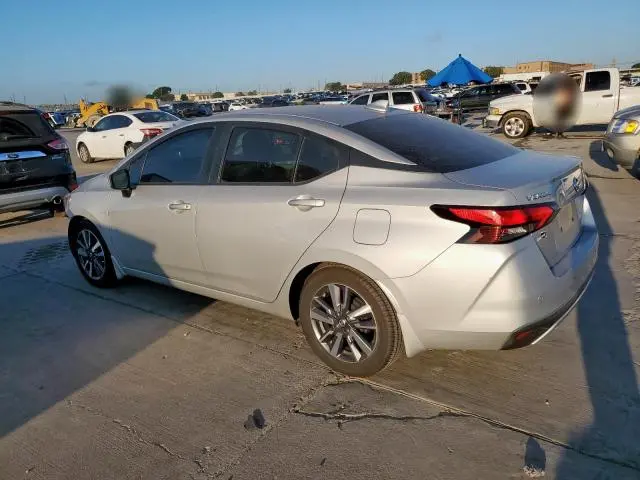 2020 NISSAN VERSA SV  