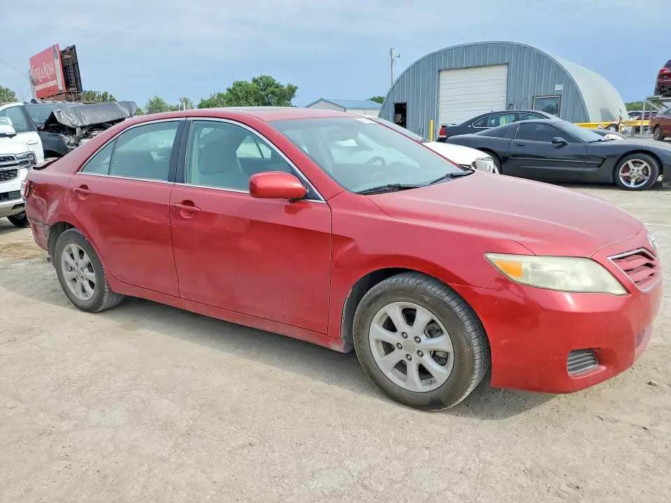 2010 TOYOTA CAMRY LE  