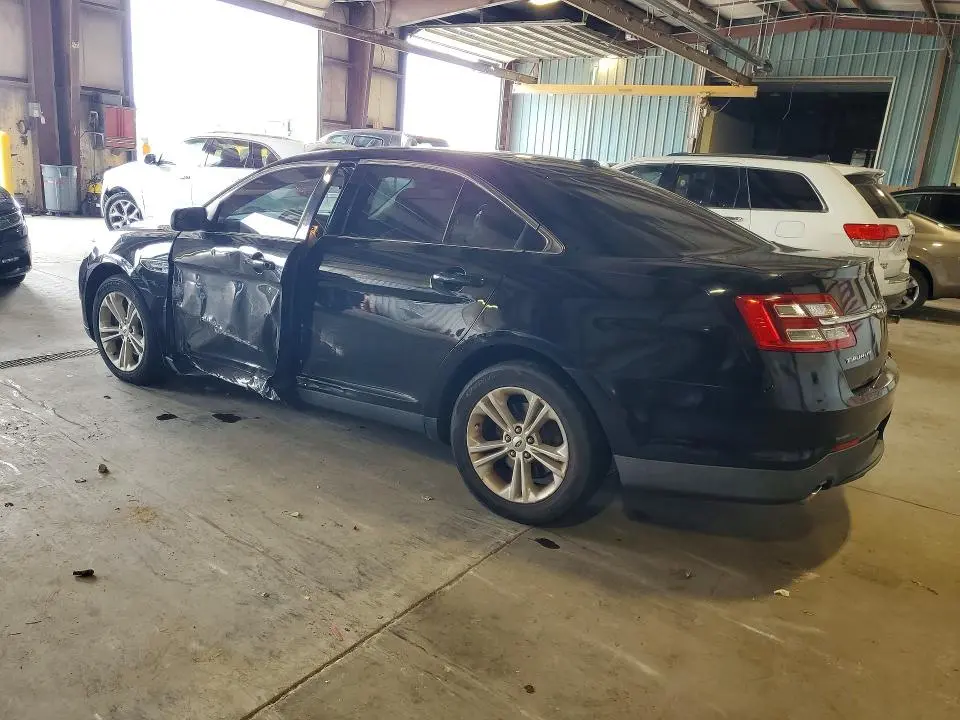 2016 FORD TAURUS SE  