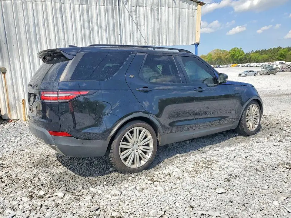 2017 LAND ROVER DISCOVERY FIRST EDITION  