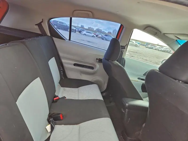 2014 TOYOTA PRIUS C THREE  