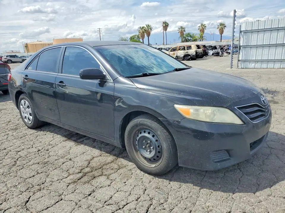 2011 TOYOTA CAMRY LE  
