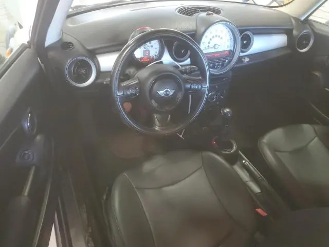 2013 MINI COOPER   