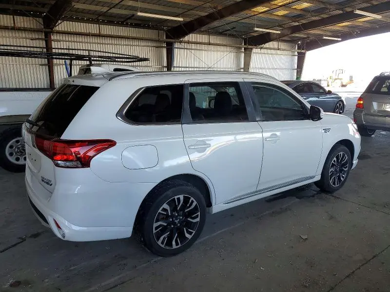 2018 MITSUBISHI OUTLANDER SE  