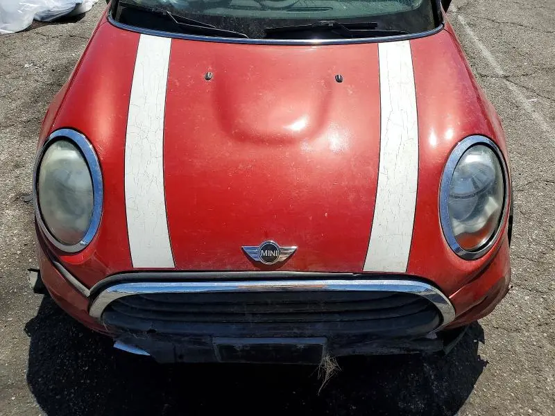 2016 MINI COOPER   