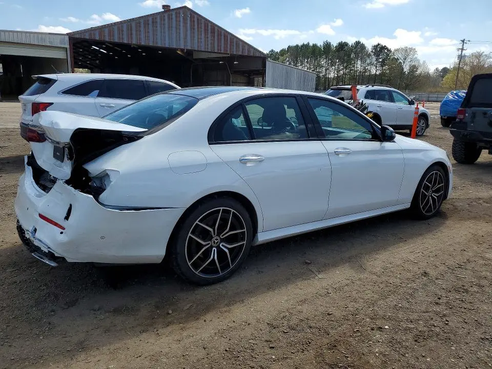 2022 MERCEDES-BENZ E350   