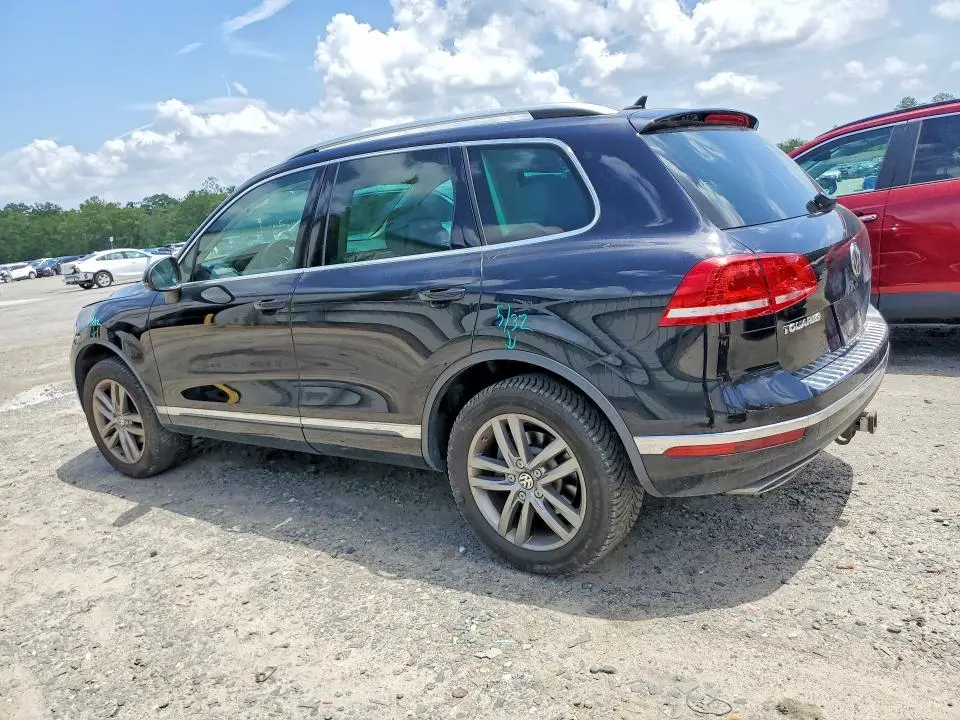 2015 VOLKSWAGEN TOUAREG V6 TDI  