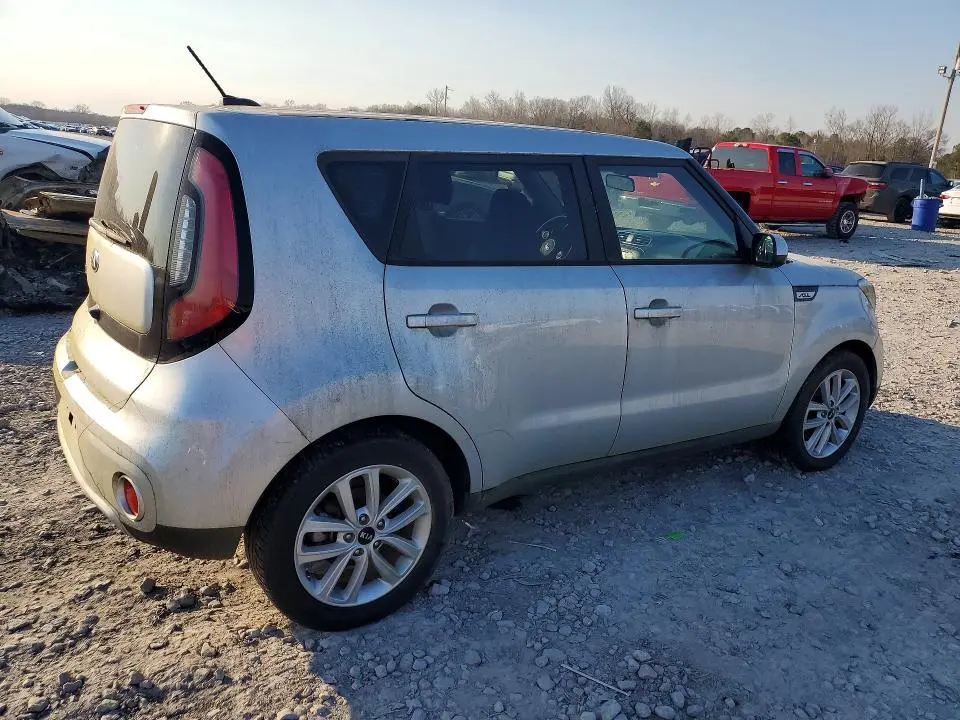 2017 KIA SOUL +  