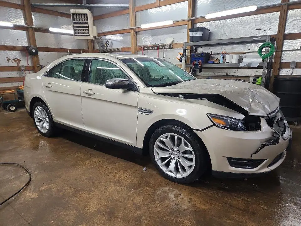 2017 FORD TAURUS LIMITED  