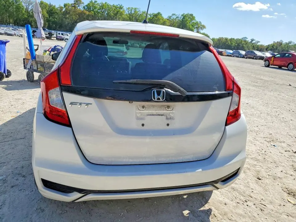 2018 HONDA FIT LX  