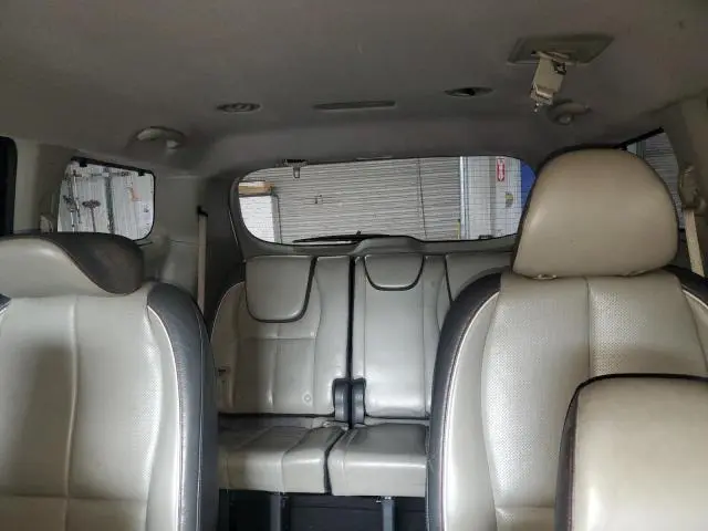 2017 KIA SEDONA LX  