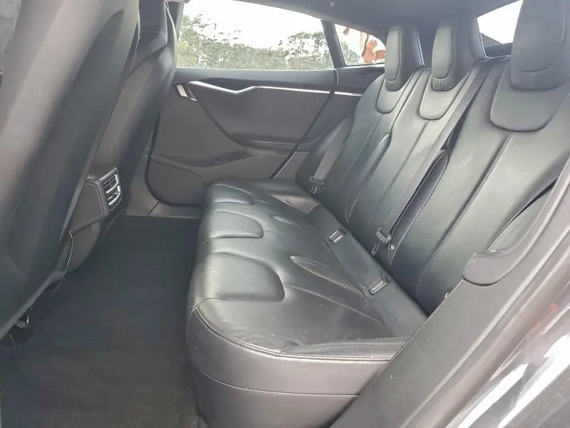 2015 TESLA MODEL S 70D  