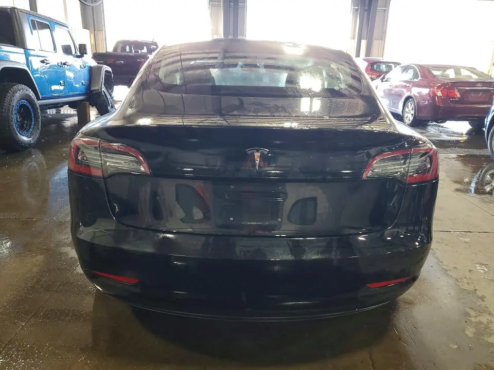 2018 TESLA MODEL 3   