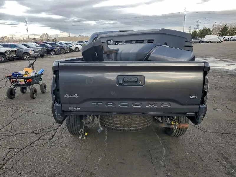 2018 TOYOTA TACOMA DOUBLE CAB  