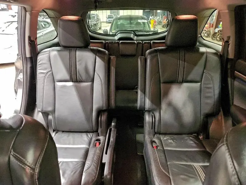 2017 TOYOTA HIGHLANDER SE  