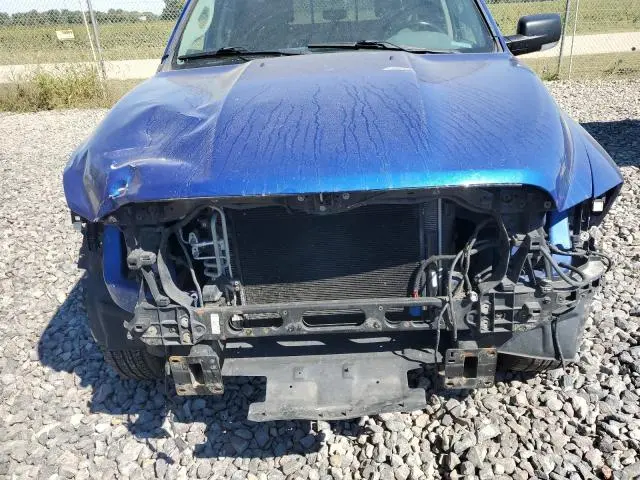 2016 RAM 1500 SLT  