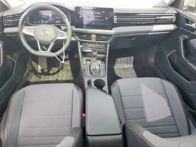 2025 VOLKSWAGEN JETTA SE  