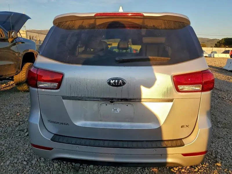 2016 KIA SEDONA EX  