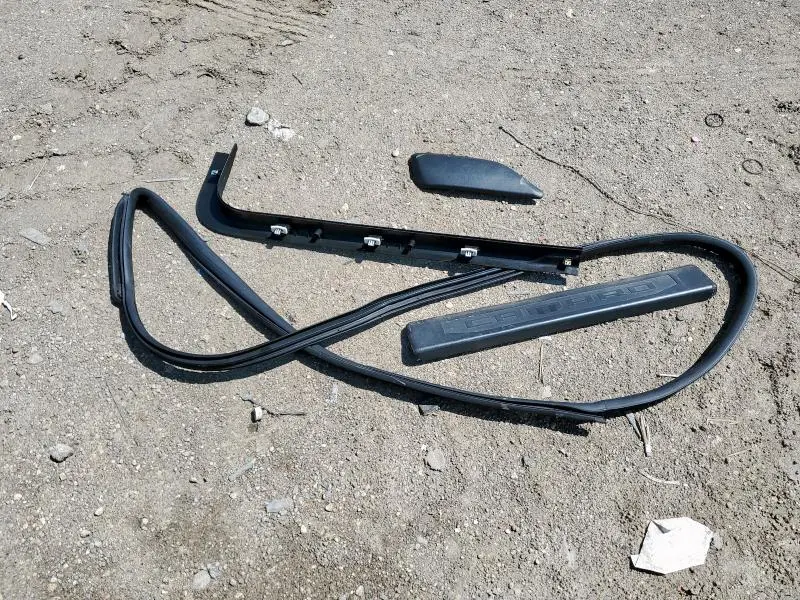 2016 CHEVROLET CAMARO LT  