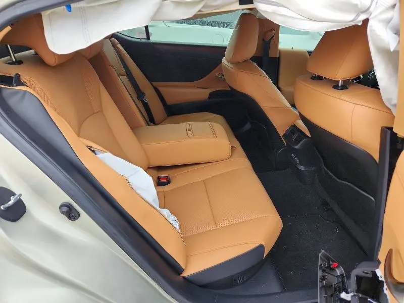 2023 LEXUS ES 300H BASE  