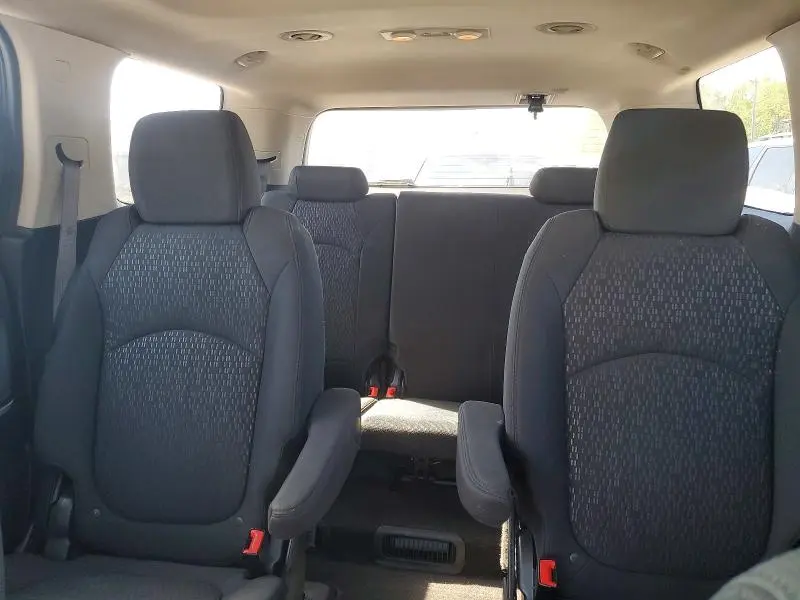 2012 GMC ACADIA SLE  