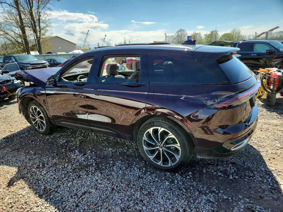 2025 LINCOLN NAUTILUS   