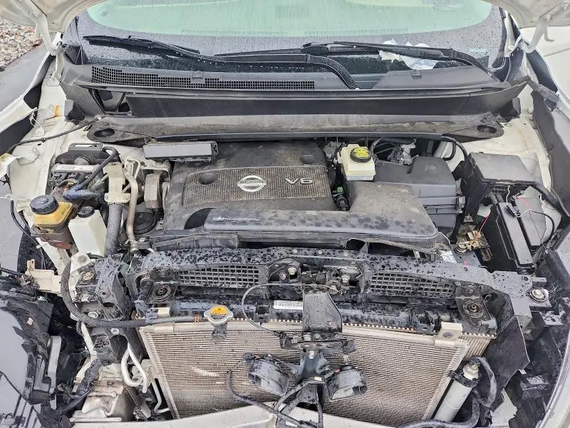 2014 NISSAN PATHFINDER SL  