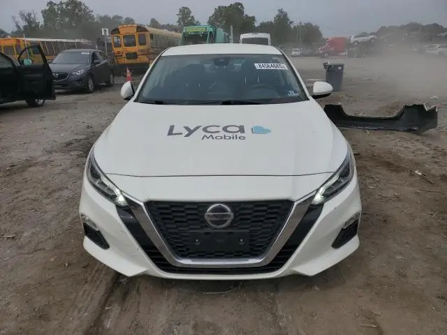 2022 NISSAN ALTIMA SV  