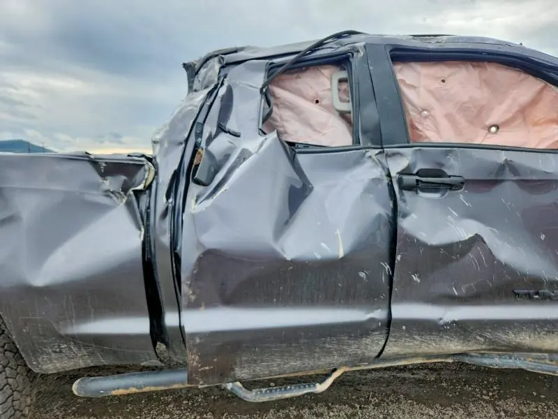 2017 TOYOTA TUNDRA SR5  