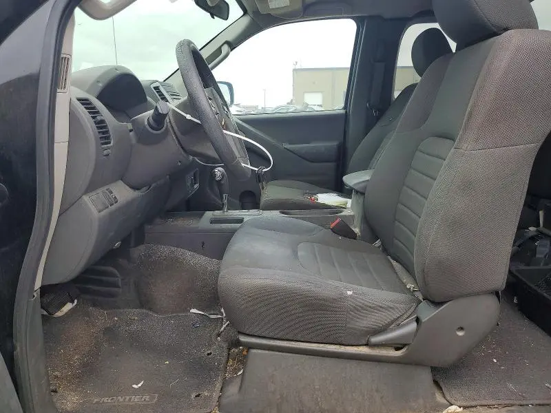 2016 NISSAN FRONTIER S  