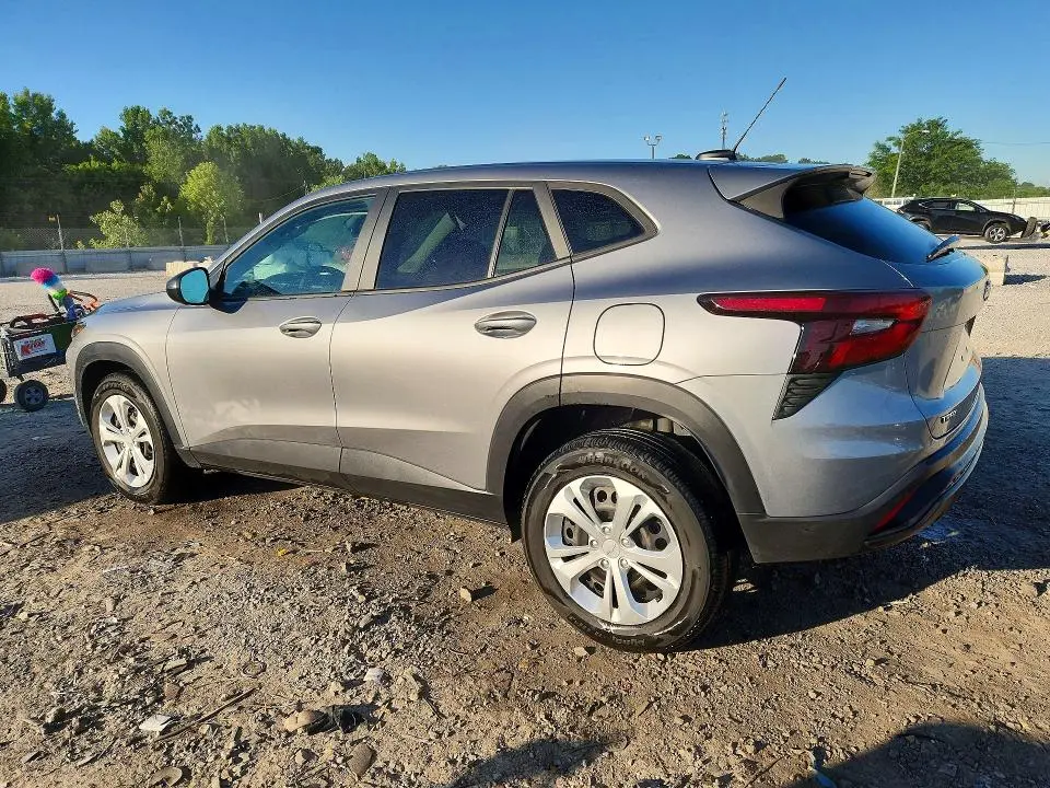 2025 CHEVROLET TRAX LS  