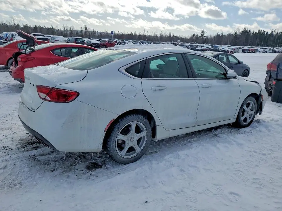 2015 CHRYSLER 200 LIMITED  