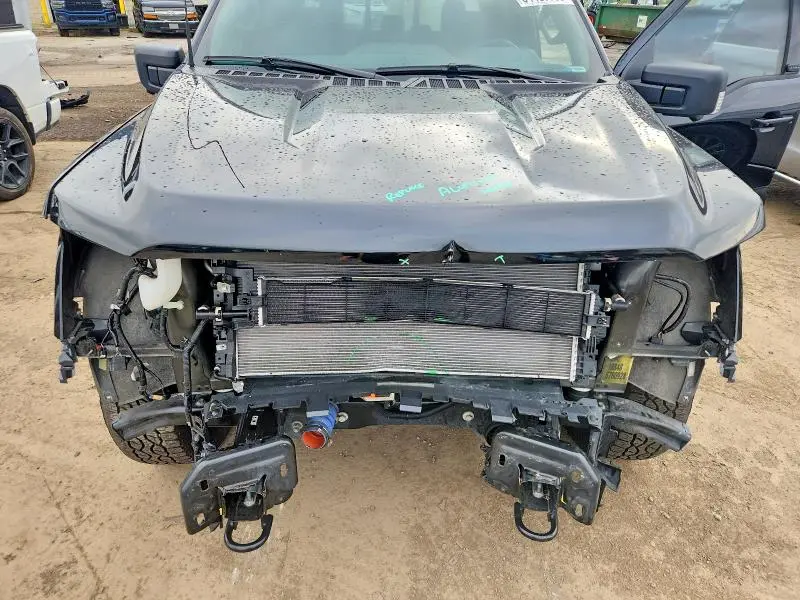 2025 FORD F150 XLT  