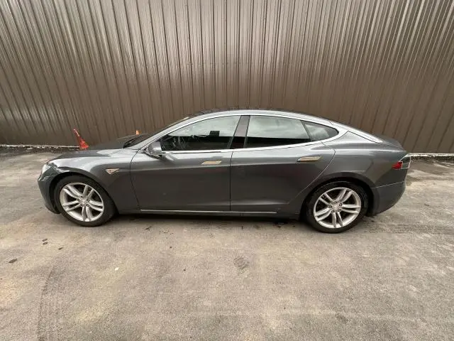 2013 TESLA MODEL S   